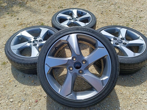 17 17" Gyári Ford alufelni nyári gumi szenzor 4*108 Ford Fiesta 4*108