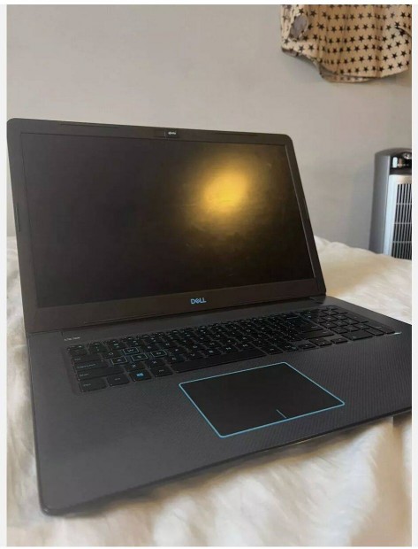 17,3 colos Gamer Dell laptop elad 256GB SSD + 2TB HDD