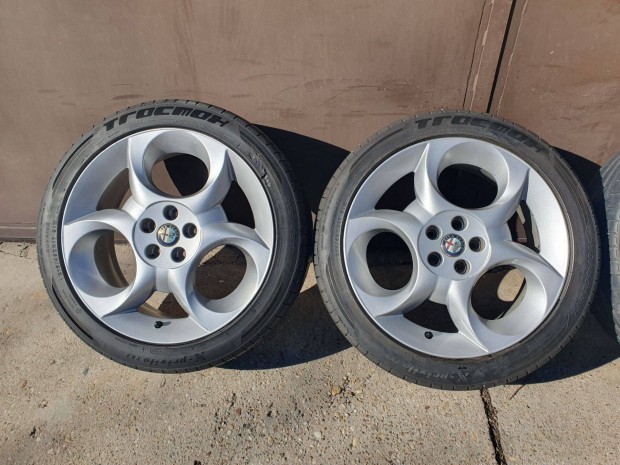 17 5x98 17" Gy�ri Alfa Romeo alufelni felni 215/45 17" ny�ri
