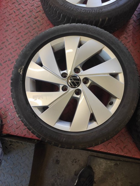 17" 17 5x112 VW golf 8 alufelni garnitúra 148eft/4db