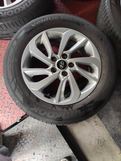 17" 17 5x114,3 hyundai tucson 225/60r17 Hankook nyári 155eft/4db
