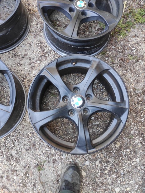 17" 17 5x120 BMW fekete alufelni 85eft/4db