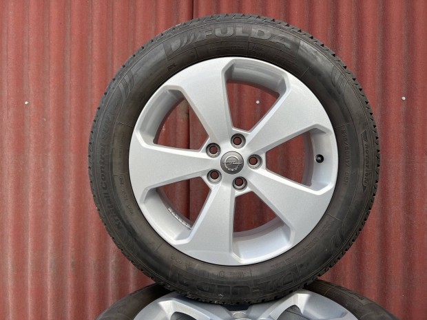 17" 5x105 gyári Opel alufelni téligumikkal!