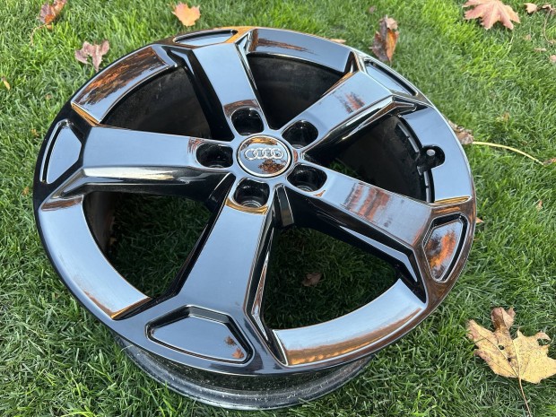 17" 5x112 7J ET45 Audi Q2 Black alufelni elad! VW, Skoda, Seat