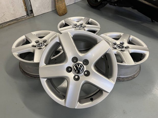 17" 5x112 VW gyri alufelni szett! Golf, Touran, Caddy, Sharan