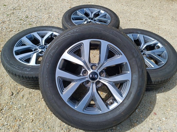 17" Gy�ri Kia alufelni 5*114,3 ny�ri gumik szenzor Kia Sportage