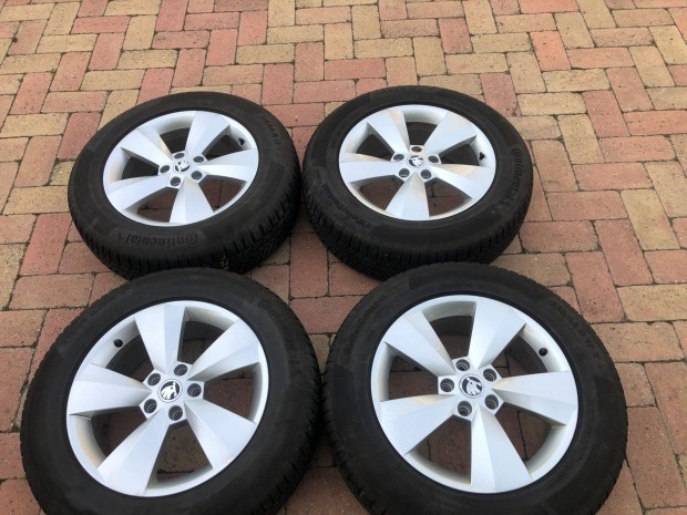 17" Gyári Skoda alufelni 5*112 1419es 215/60r17 téli gumikkal Kodiaq