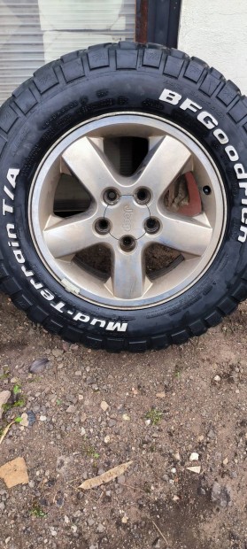 17" Jeep Bfgoodrich Mud-Terrain T/A 