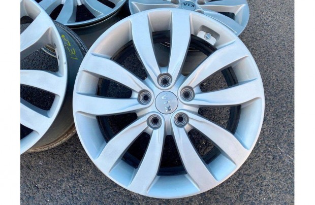 17" Kia gyári alufelni 5x114.3 felni Ceed Carrens Sportage Niro