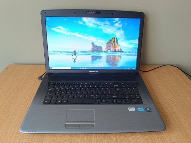 17" Medion Akoya notebook eladó. ( 2HDD )