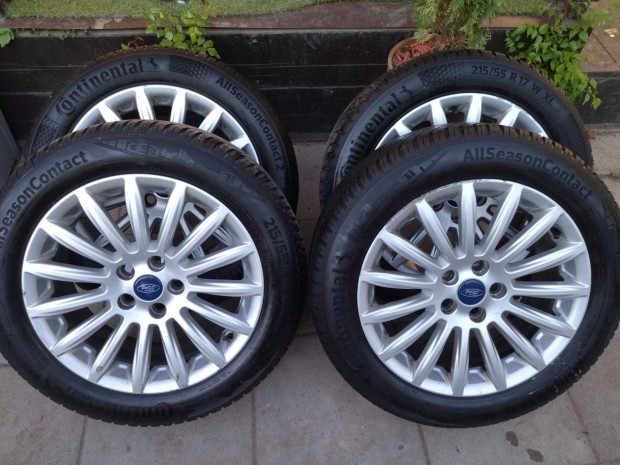 17" Négyévszakos,majdnem új abrocsok.Ford Alufelnin