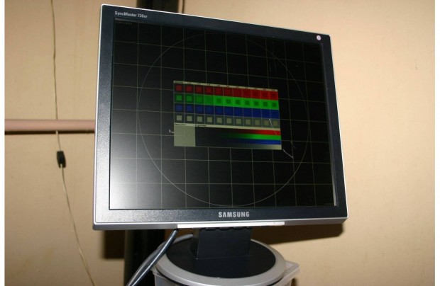 17" Samsung Syncmaster 730BF LCD monitor