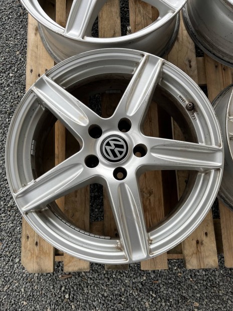 17" Vw alufelni /Dezent/