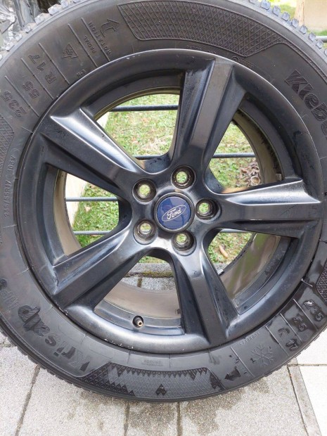 17 " Knnyfm felni 4 db fekete 5 x 114,3 - Ford