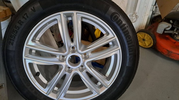 17'' Könnyűfémfelni gumival eladó
