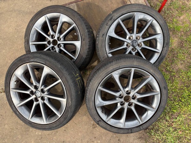 17" felni elad� (Lexus200h)