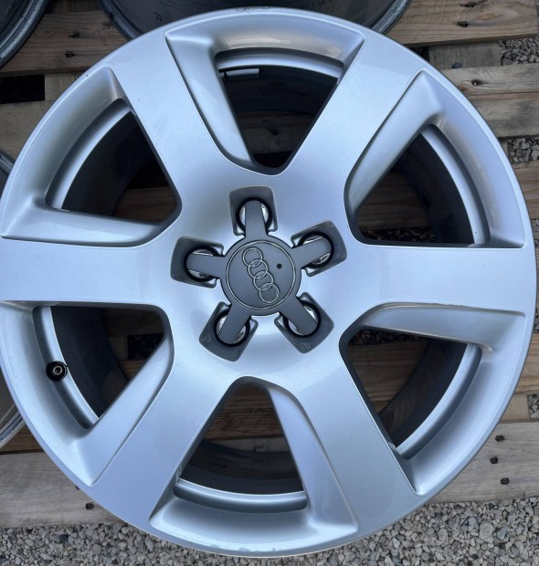 17" gyári Audi alufelni