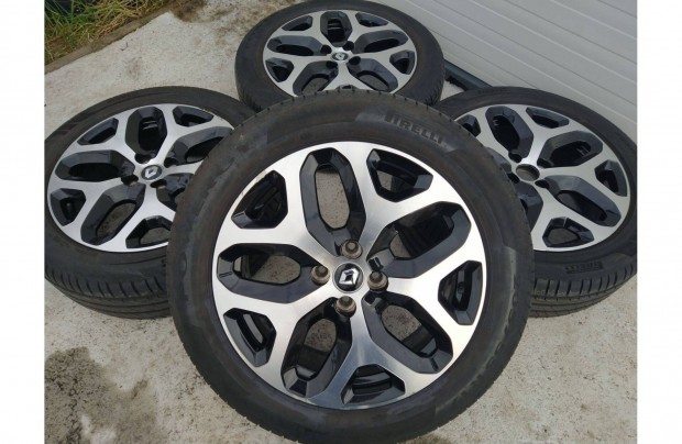 17" gy�ri Renault Captur (2013-2020) alufelni Ny�ri Pirelli gumik