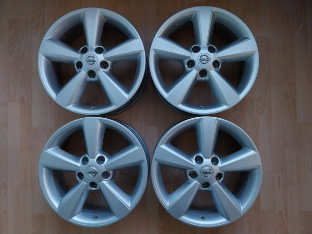 17"-os 5x114,3 Gyri Nissan Qashqai,Juke,Pulsar alufelni!