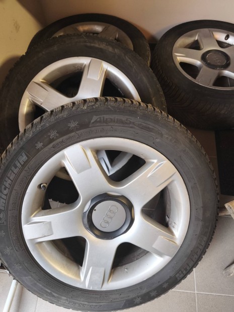 17"-os Audi alufelni elad