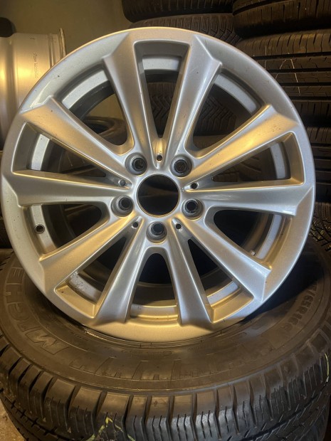 17"-s BMW Alufelni.