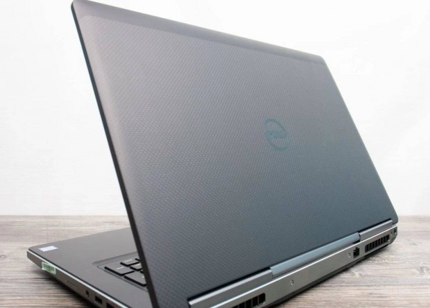 17 col 32 gb ram Dell laptop elad Quadro P3200 6GB