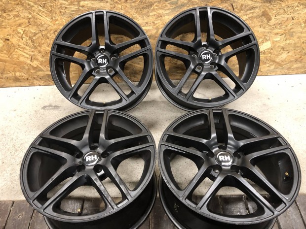 17 col 5x100 alufelni fekete VW, Toyota, Audi, Seat, Skoda 17 colos