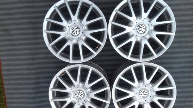 17 col 5x112 gyári Vw alufelni garnitúra