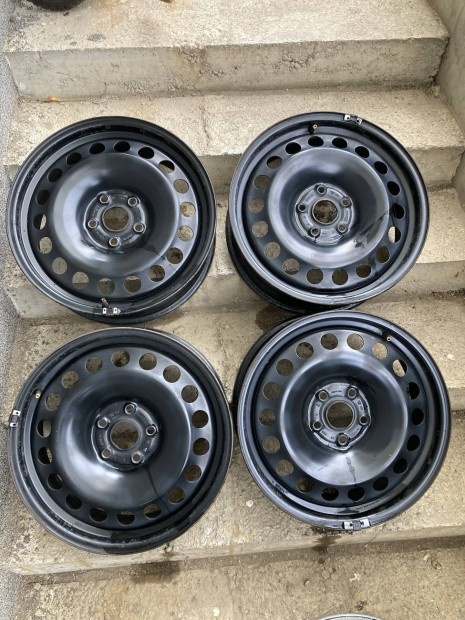 17 col 5x112 lemezfelni vw audi seat skoda