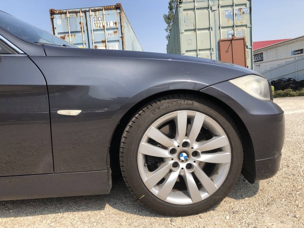 17 col bmw alufelni 225/45/17 , 5x120, 17 colos e90/91