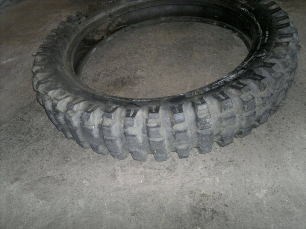 17 collos krossz k�ls� gumi