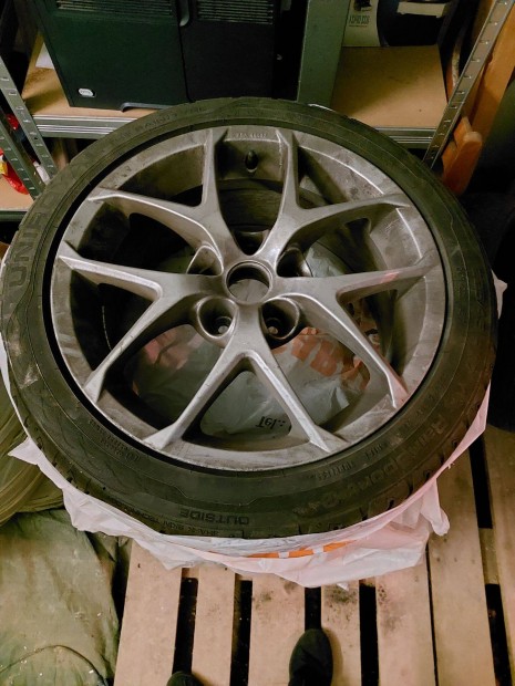 17 colos 4 db alufelni 5×110 távtartókkal