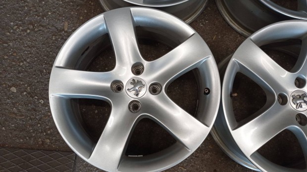 17 colos 4x108 lyukoszts Gyri Peugeot hasznlt alu felni garnitra