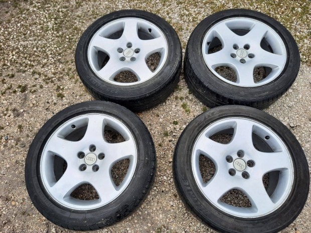 17 colos AUDI alufelni: 5x112 . 8Jx17 . Et35 , Vw ,Seat,Skoda stb