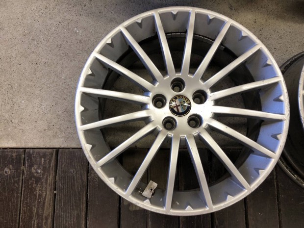 17 colos Alfa Romeo 5x98 sport, 147,156, alufelni 17 col