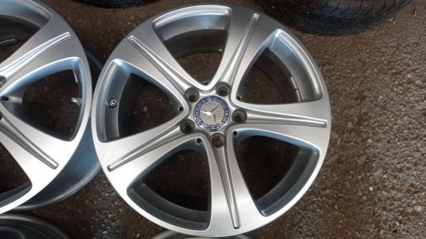 17 colos Mercedes gyári használt 5x112 lyukosztású szép állapotú alu