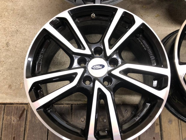 17 colos alufelni Ford szenzoros 17 col 5x108