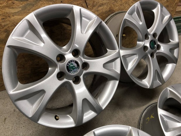 17 colos alufelni gyri Skoda Octavia 17 col 5x112