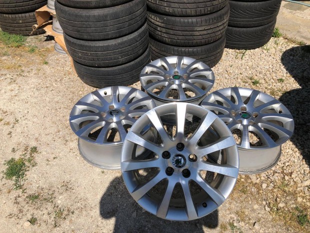 17 colos gyri Skoda alufelni 17 col 5x112
