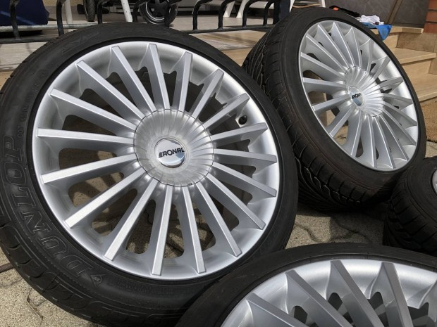 17 colos új felni 5x108,Ford, Volvo, Jaguar, Renault 17 col