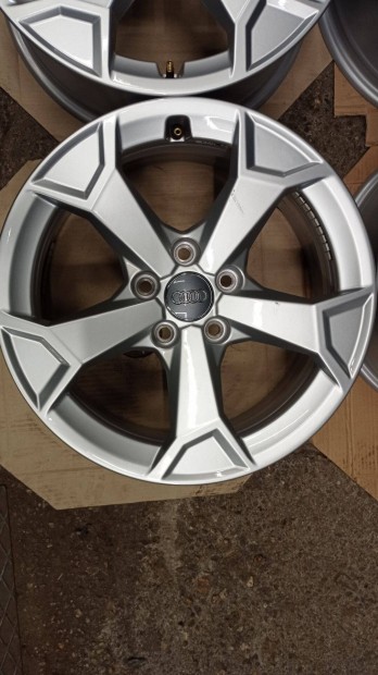 17 colos jszer hasznlt Gyri Audi 5x112 lyukoszts alu felni garni