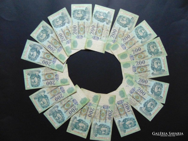 17 darab 200 forint bankjegy LOT