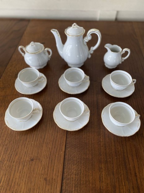 17 darabos tollazott Zsolnay porcelán kávés készlet, mokkakészlet.