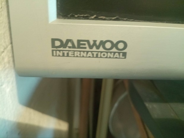 17-es Daewoo monitor