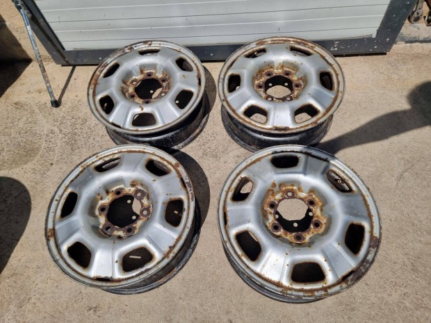 17-es Toyota Gyári 6 X 139,7 Lemezfelni garnitúra eladó!