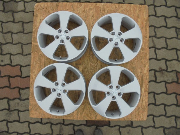 17-es szenzoros gyri Opel alufelni kitn llapotban elad