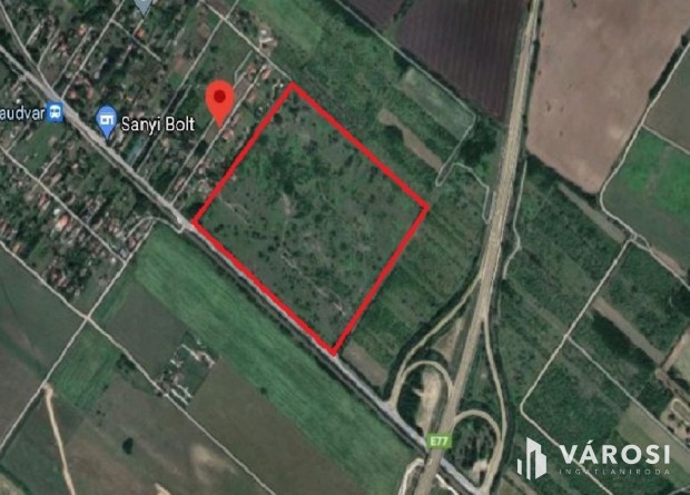 17 hekt�r ipari ter�let elad� V�con