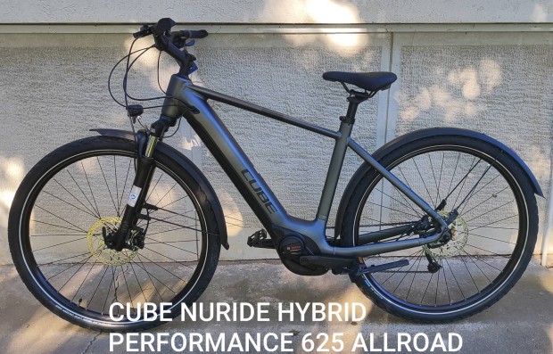 17 km!!! Cube Nuride Hybrid 625 Performance Bosch e-bike 