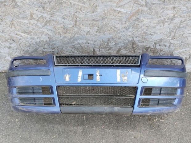 180812 Fiat Ulysse 2001-2010 fényszórómosó helyes első lökhárító