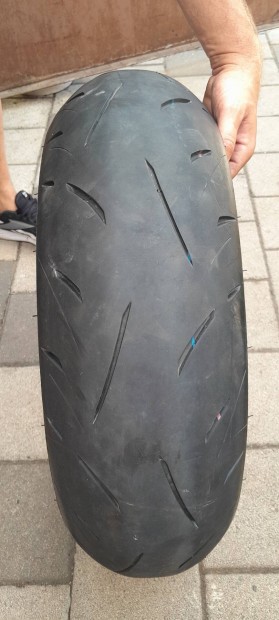 180/55 zr17 motorgumi